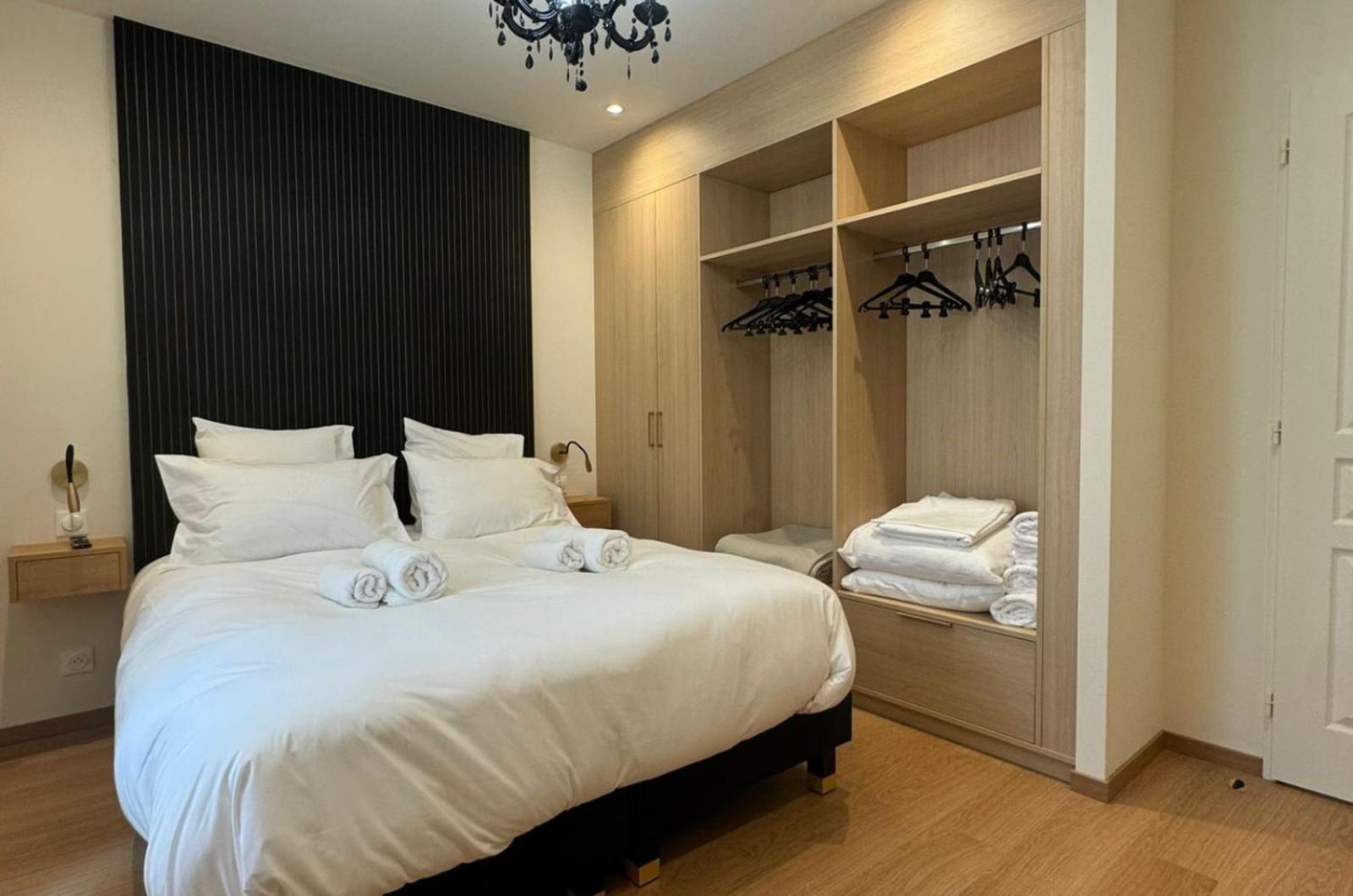Appartements Confortables Avec Vue Montagne - Residence Villa Belle Fleur Château-Ville-Vieille Exterior foto